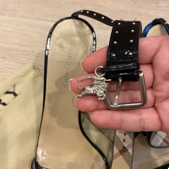 Burberry heels - Picture 3 of 5